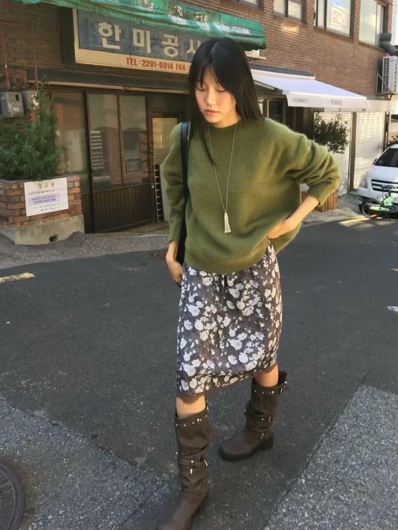 正韓毛衣這樣選！顯瘦3公斤秘密，V領圓領都有解方 - 商品圖片 3