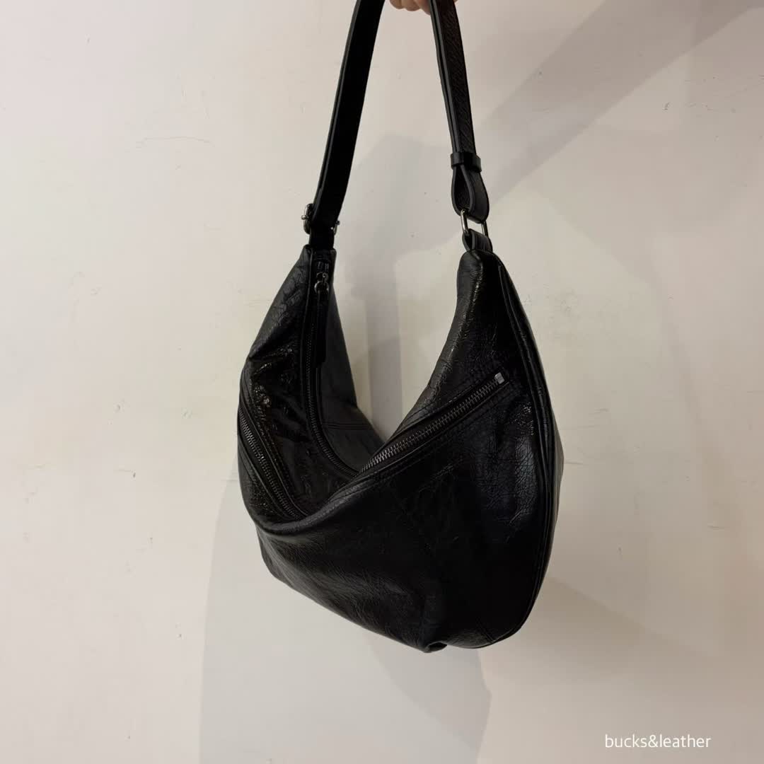 正韓包包：哪款斜背包，男女生都搶著背？ - 商品圖片 8