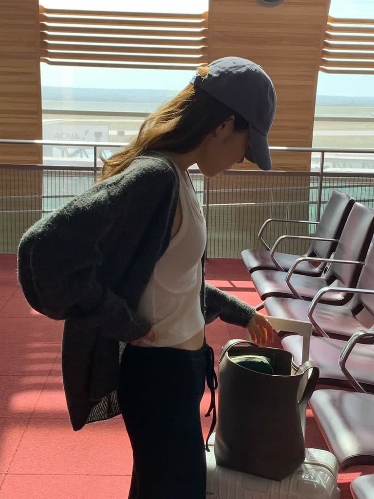 OU家柔灰澎澎針織外套 商品圖 10